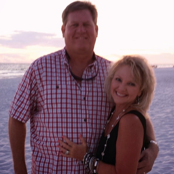 Meet your Posher, Cindy - Picture 1 of 1